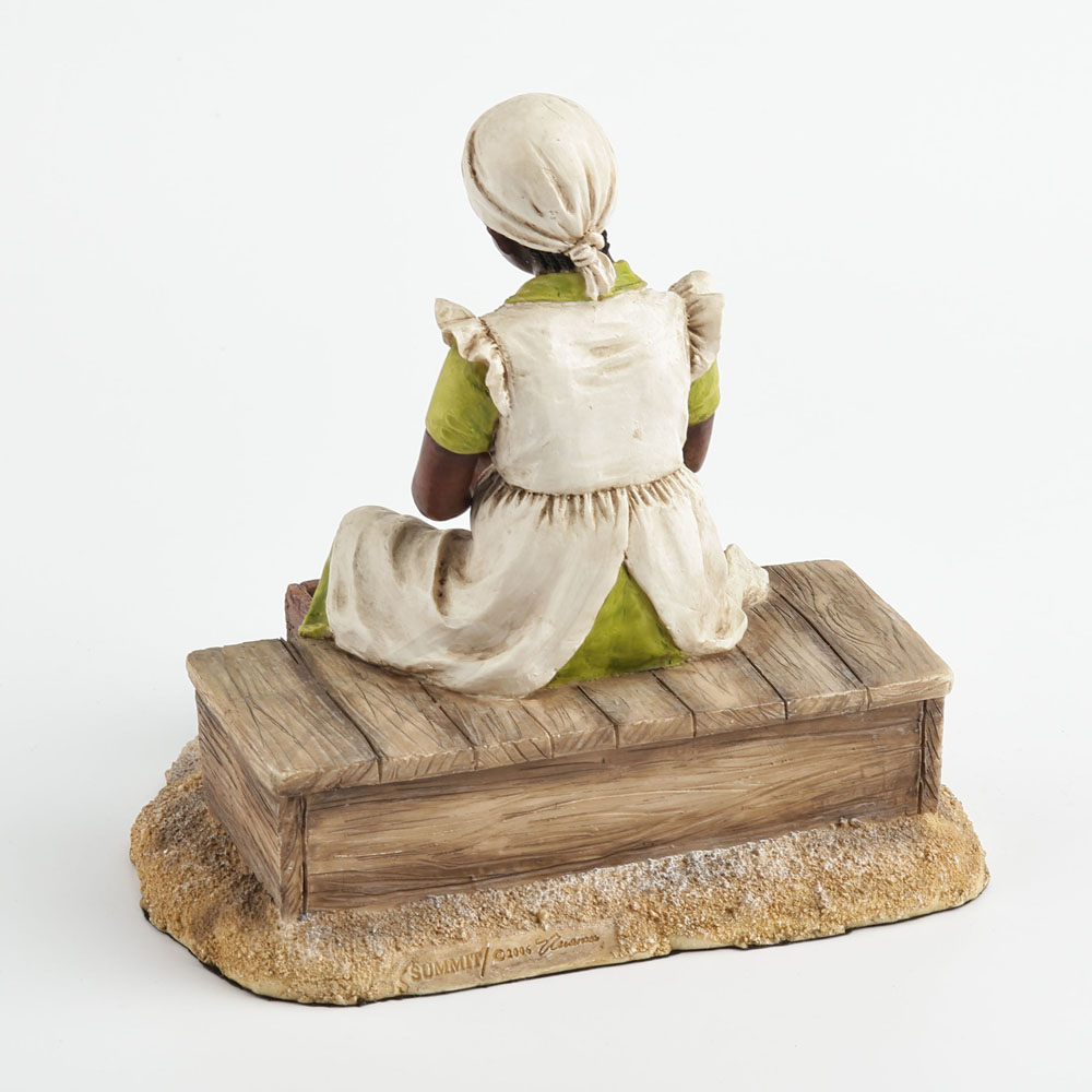 Young Black Girl Sculpture Pee - đánh giá và giá Resin Art On Wood